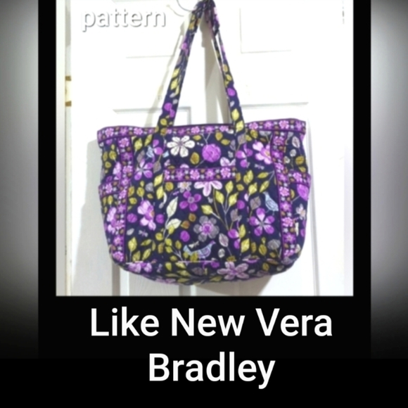 Vera Bradley Floral Quilted Women's Overnight Tote/Carry On Bag - Picture 2 of 16